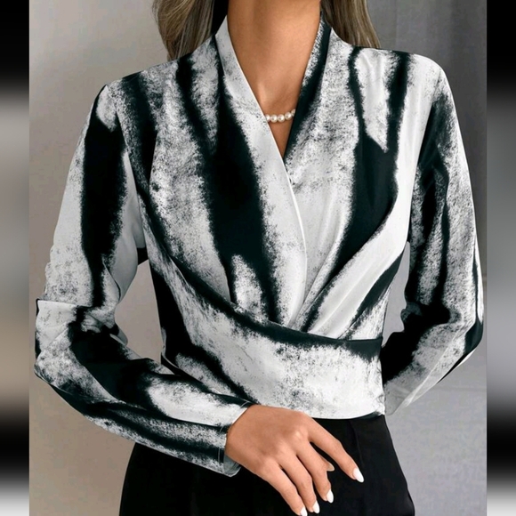 Women Casual Elegant Contrast Color V-Neck Long Sleeve Shirt, Autumn - Picture 1 of 4